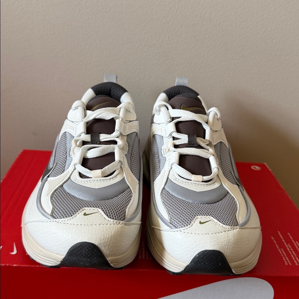Nike Air Max Bliss Wolf Grey DZ4707-001 Women’s Size 5 - Picture 3 of 6